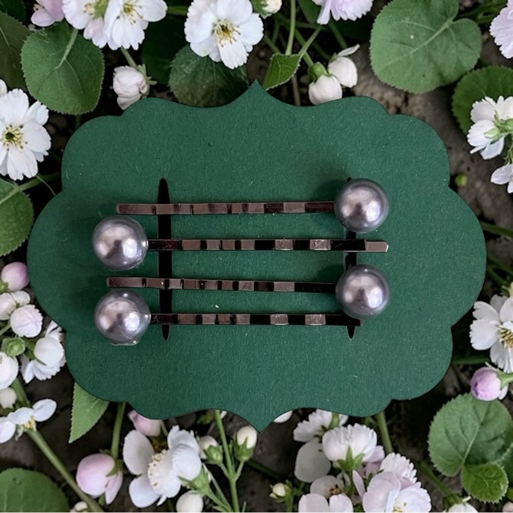 NEW Grey Pearls Bobby Pin Set